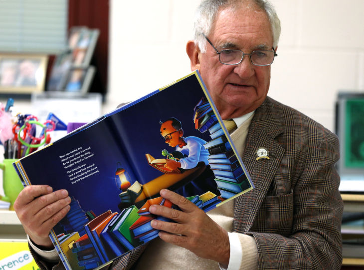 Children book reports mayor picture