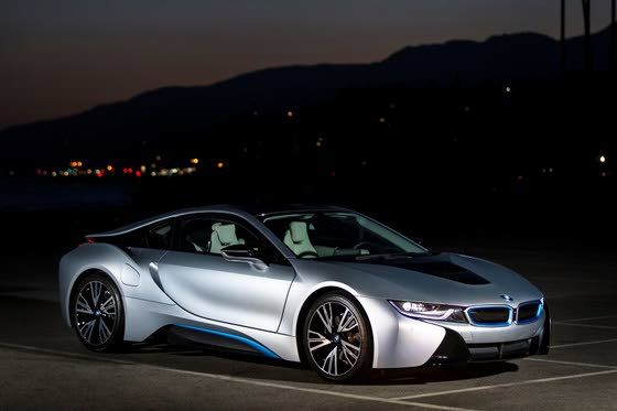 BMW i8 Electric-Gas Hybrid: Ritzy Range