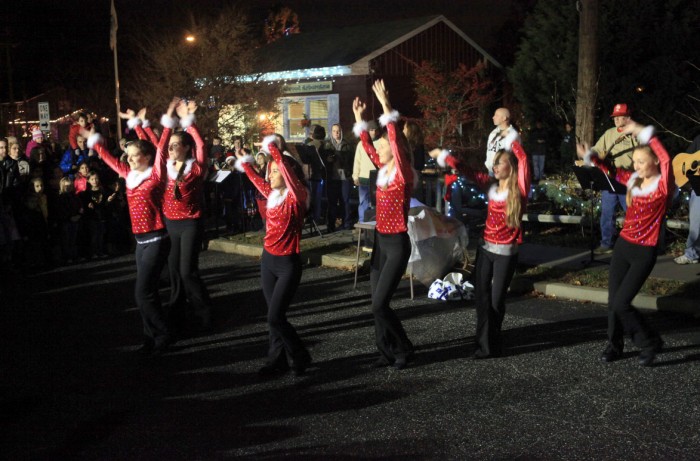 Linwood Tree Lighting
