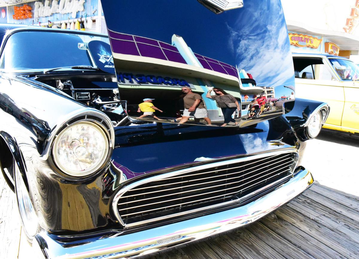 GALLERY Classic cars lined up at the Wildwood Boardwalk Car Show