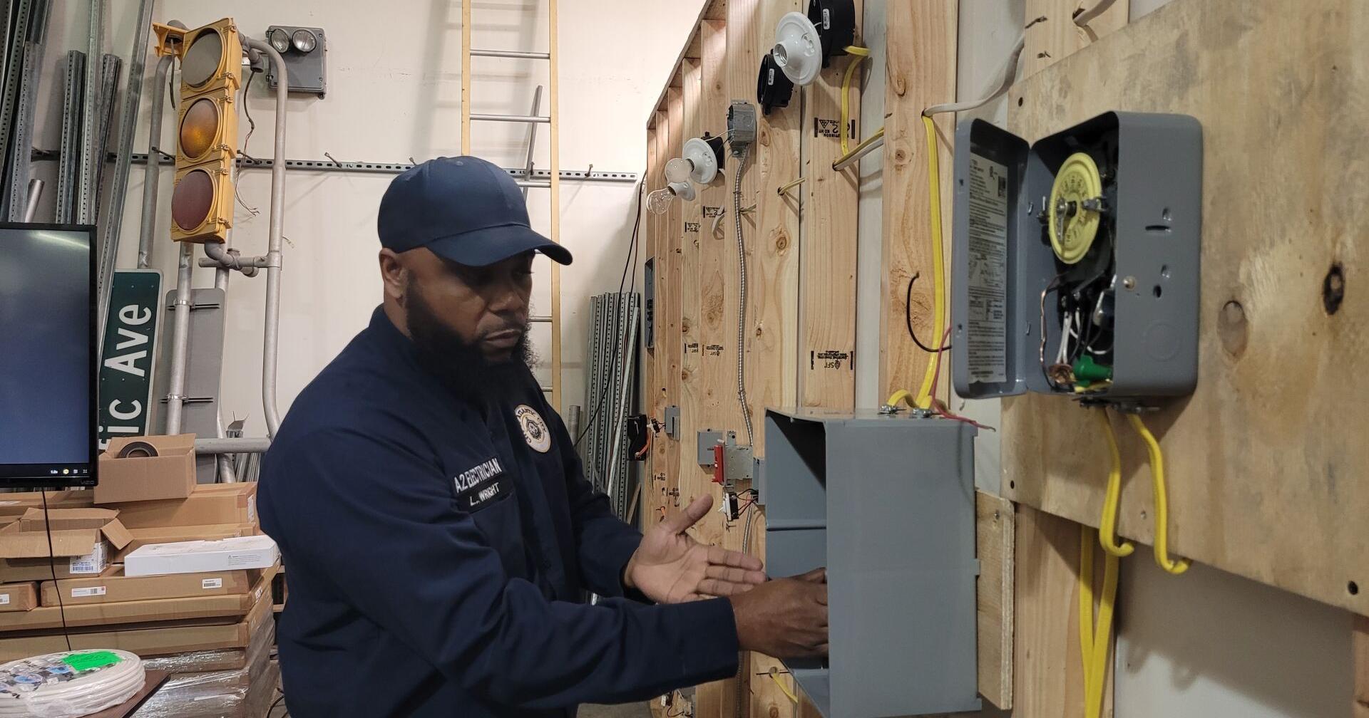 AC public works employees complete electrician program - Vimarsana News