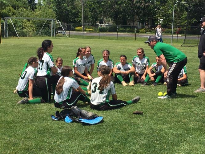 Mainland softball wins S.J. Group III semi on Hornig's homer