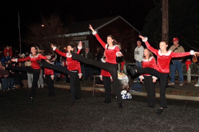 Linwood Tree Lighting