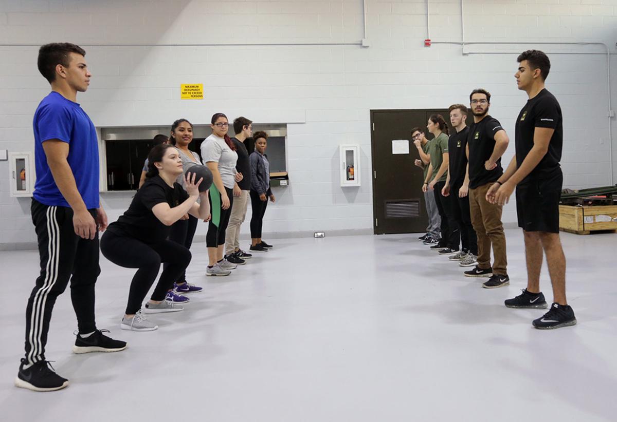 Army recruits taking new physical aptitude test ...