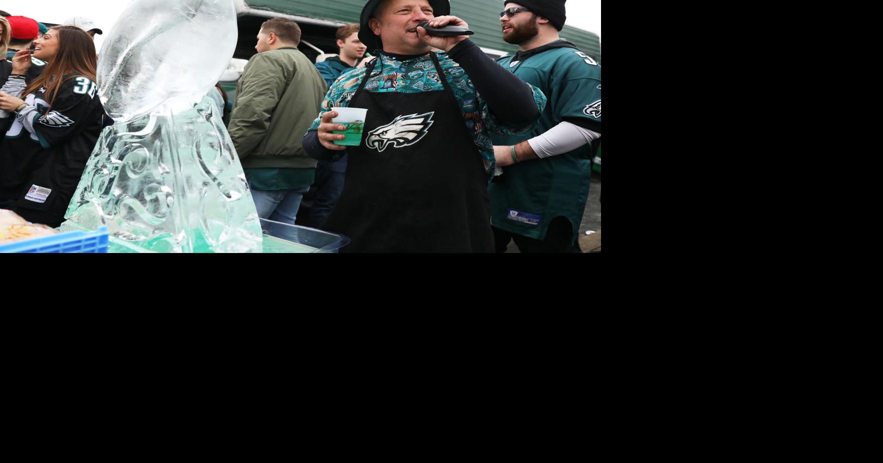 Eagles fans tailgate at Lincoln Financial Field hours before kickoff