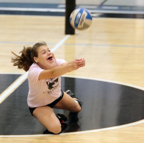Stockton volleyball player with rare condition a light for the team