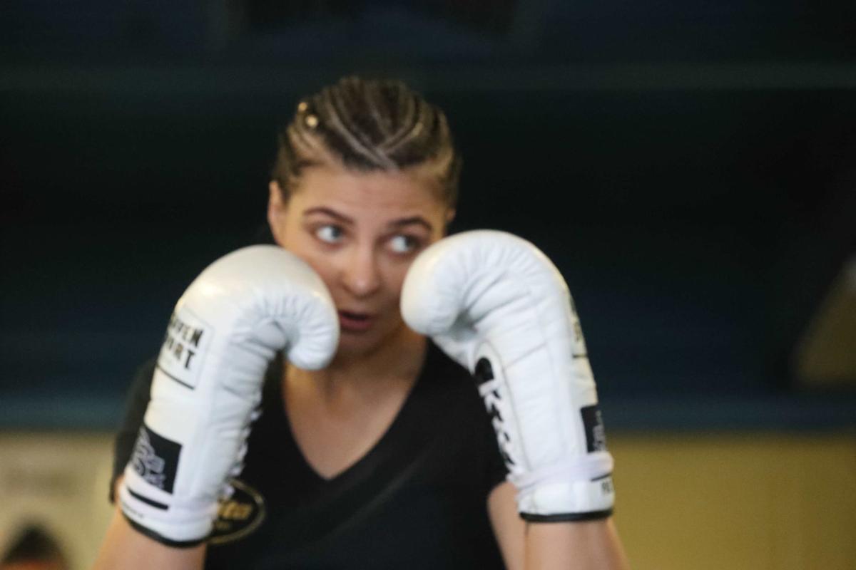 041219_gal_womenboxingworkout