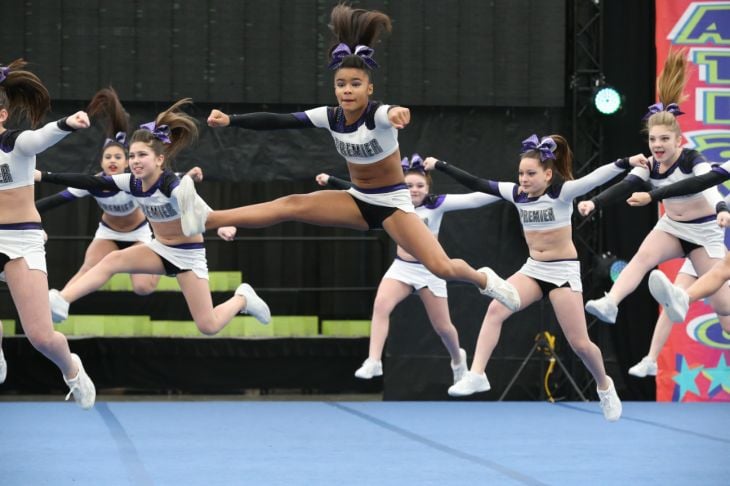 CHEERLEADING COMPETITION