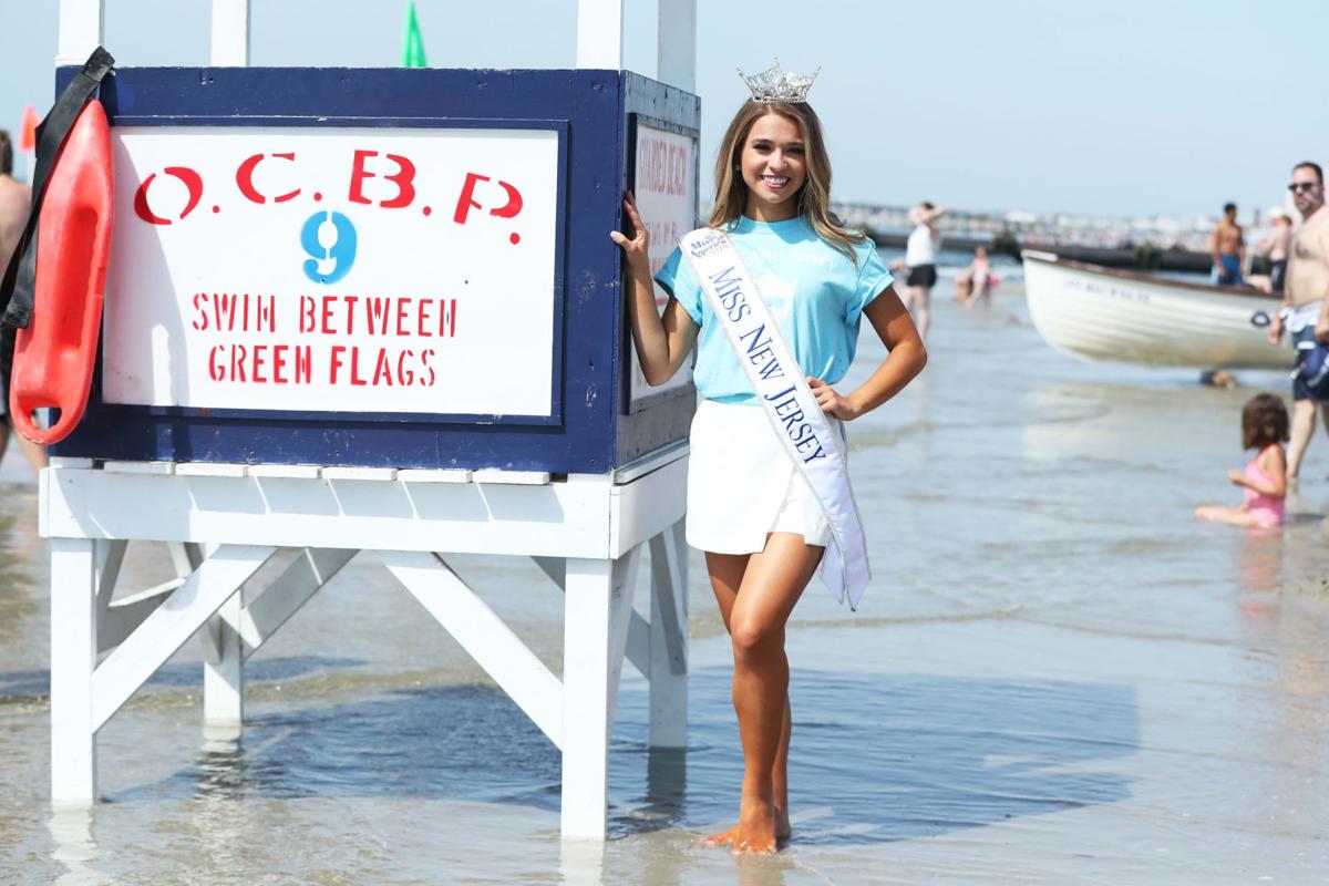 Miss New Jersey 2018 toe dip