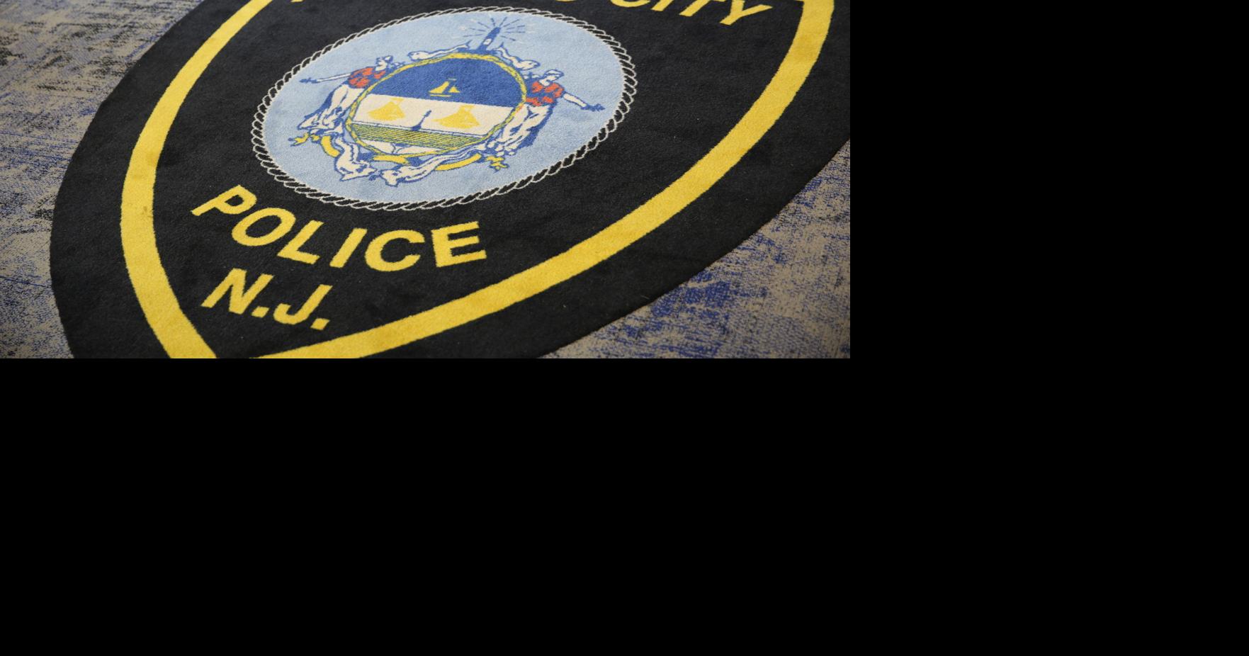 Atlantic City police arrest 2 on gun charges