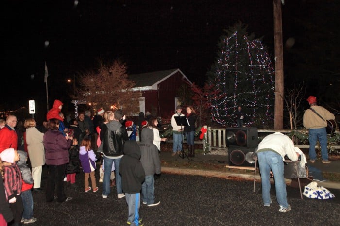 Linwood Tree Lighting