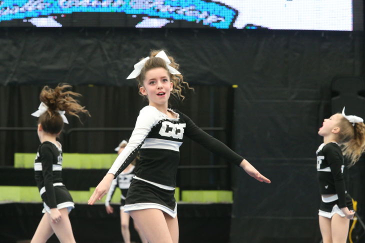 CHEERLEADING COMPETITION