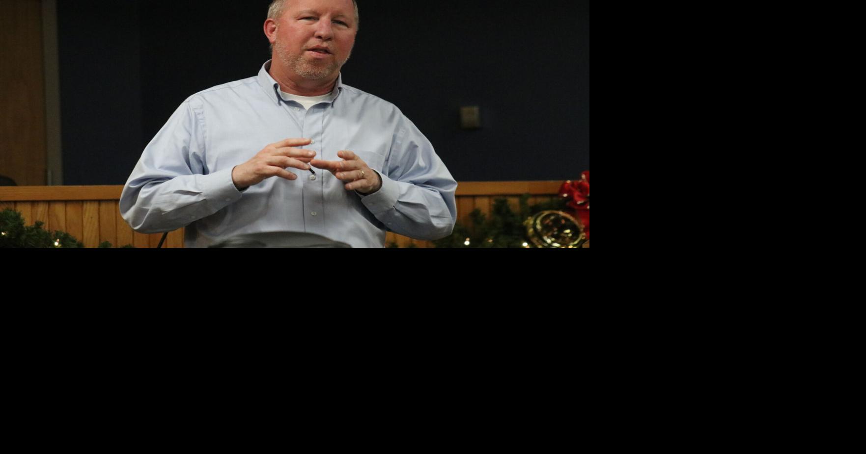 Middle mourns former mayor, committee member Lockwood