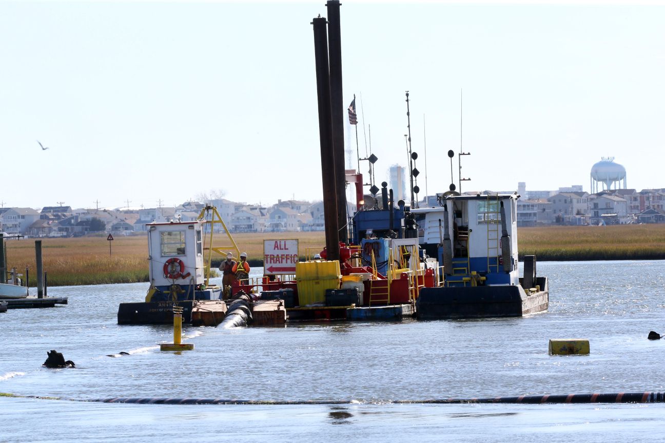 what is the average pay for dredging in south africa