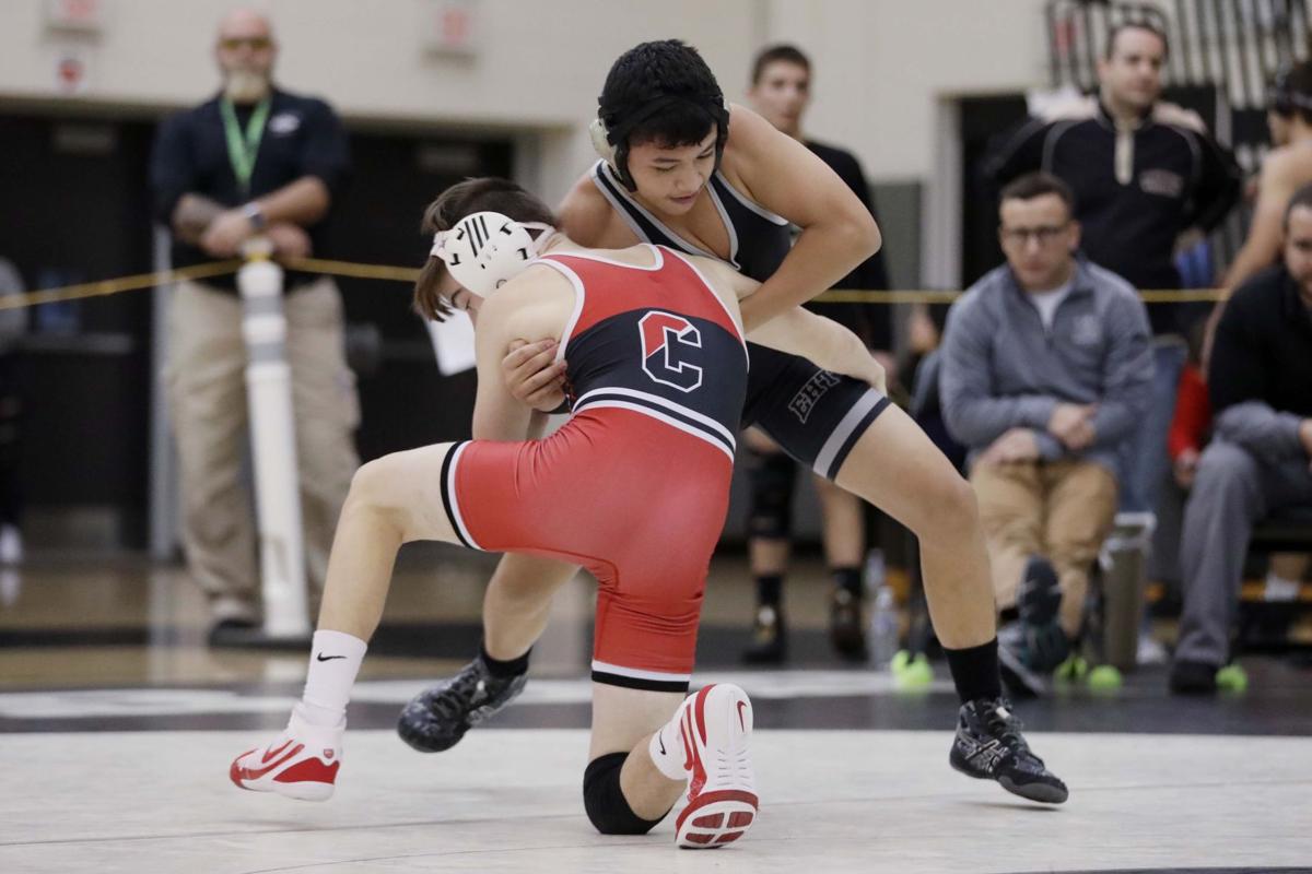 EHT wrestlers retake their Arthur O. Marinelli Tournament Wrestling