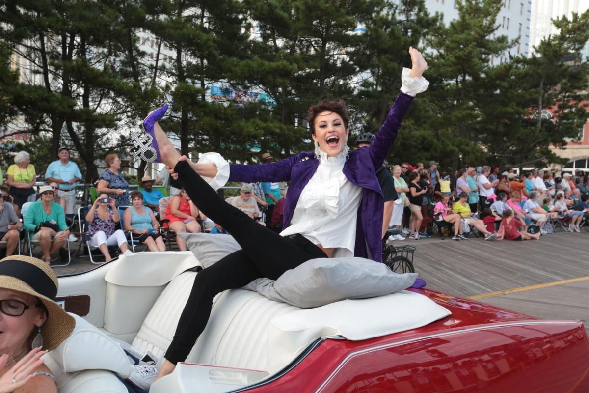 Miss America Show Us Your Shoes parade