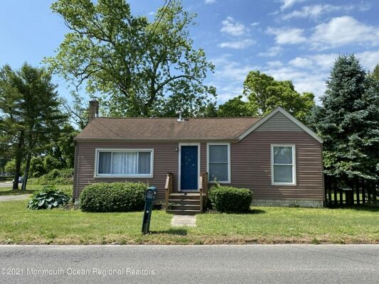 3 Bedroom Home in Little Egg Harbor - $225,000