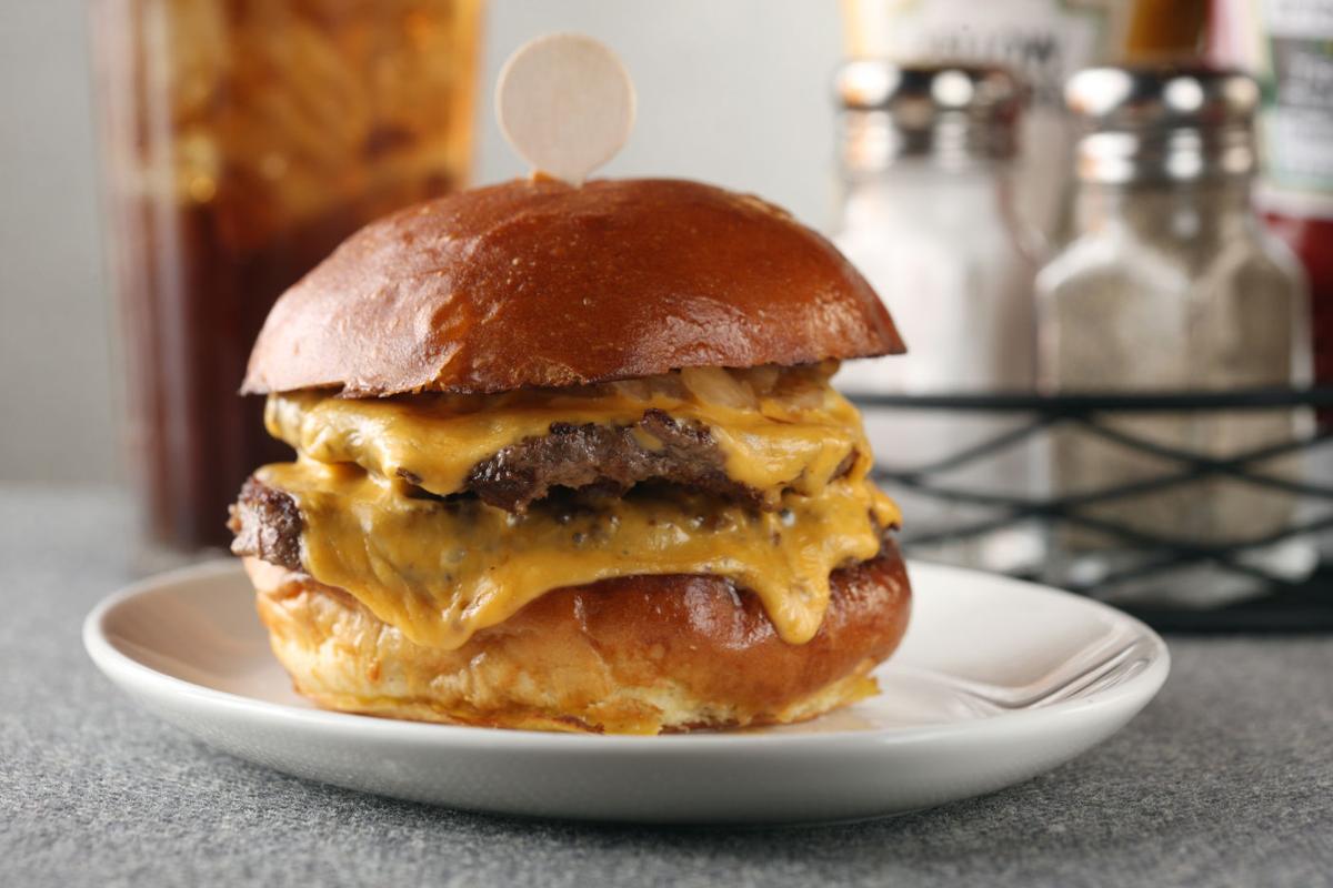 Atlantic City S Top 10 Burgers Dining Pressofatlanticcity Com