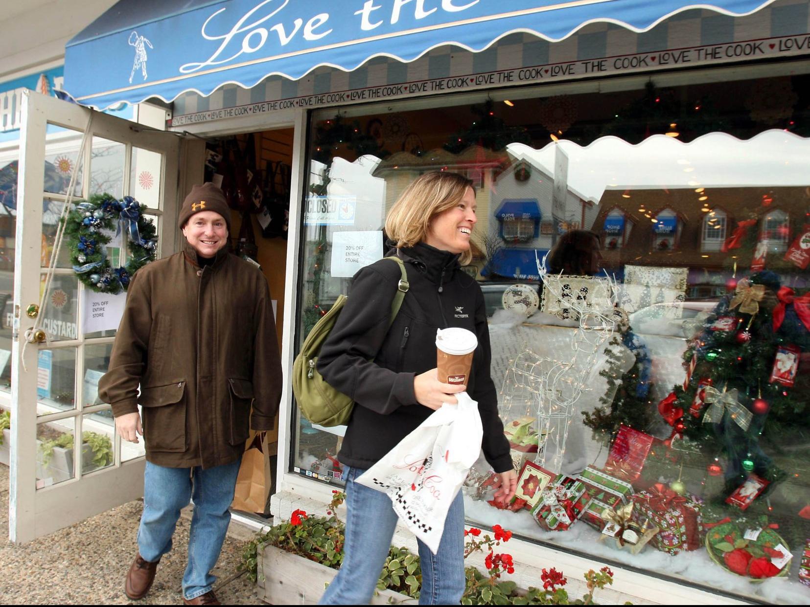 Stone Harbor Light Up On 96th Street For Christmas 2021