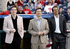 Kalas' sons appreciate Phillies' tribute to their dad