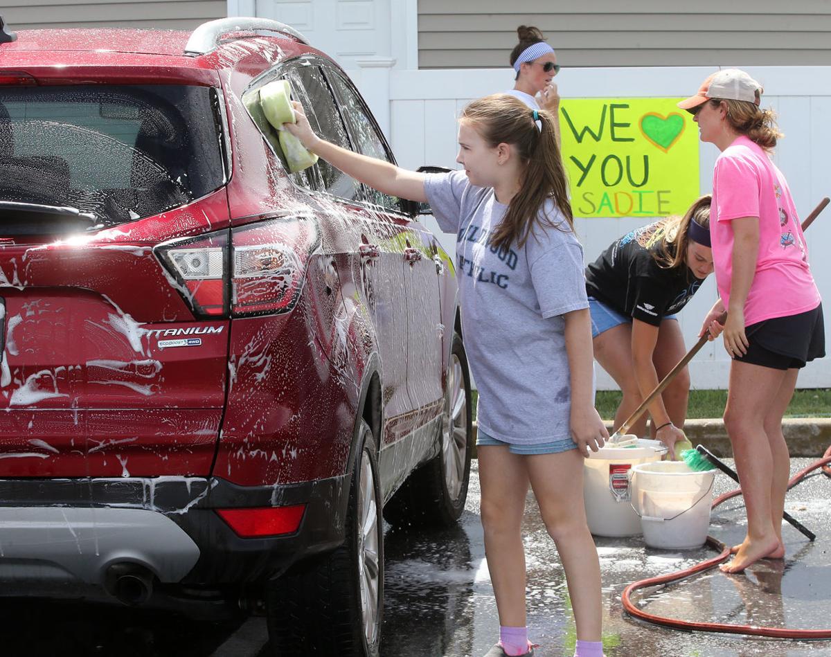 Car wash benefits family of Middle teen who died in crash