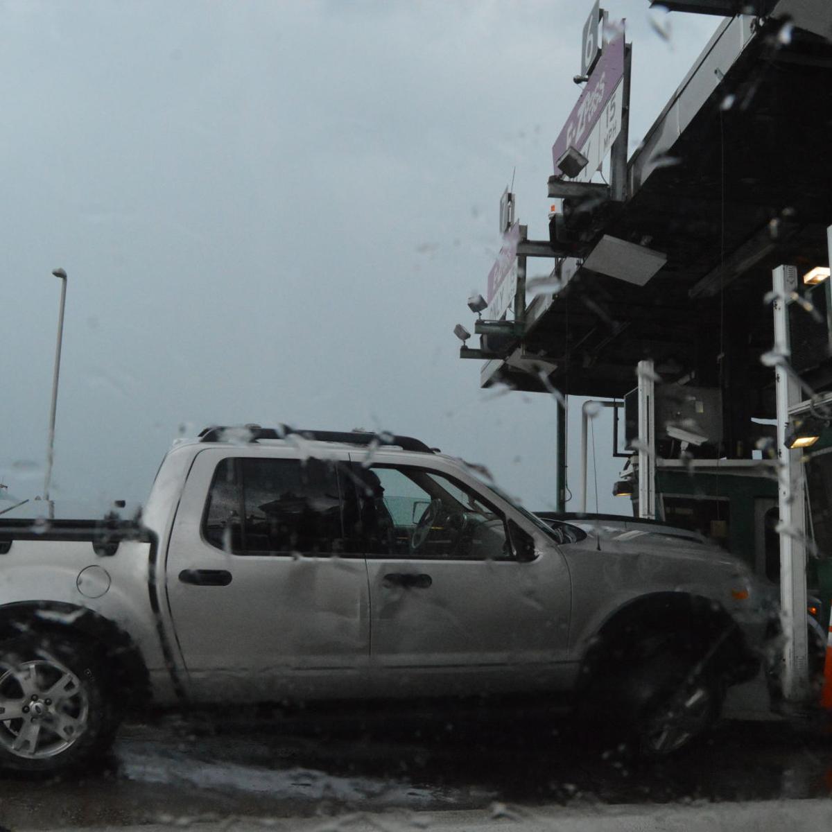 Truck Crashes Into Garden State Parkway Toll Plaza News
