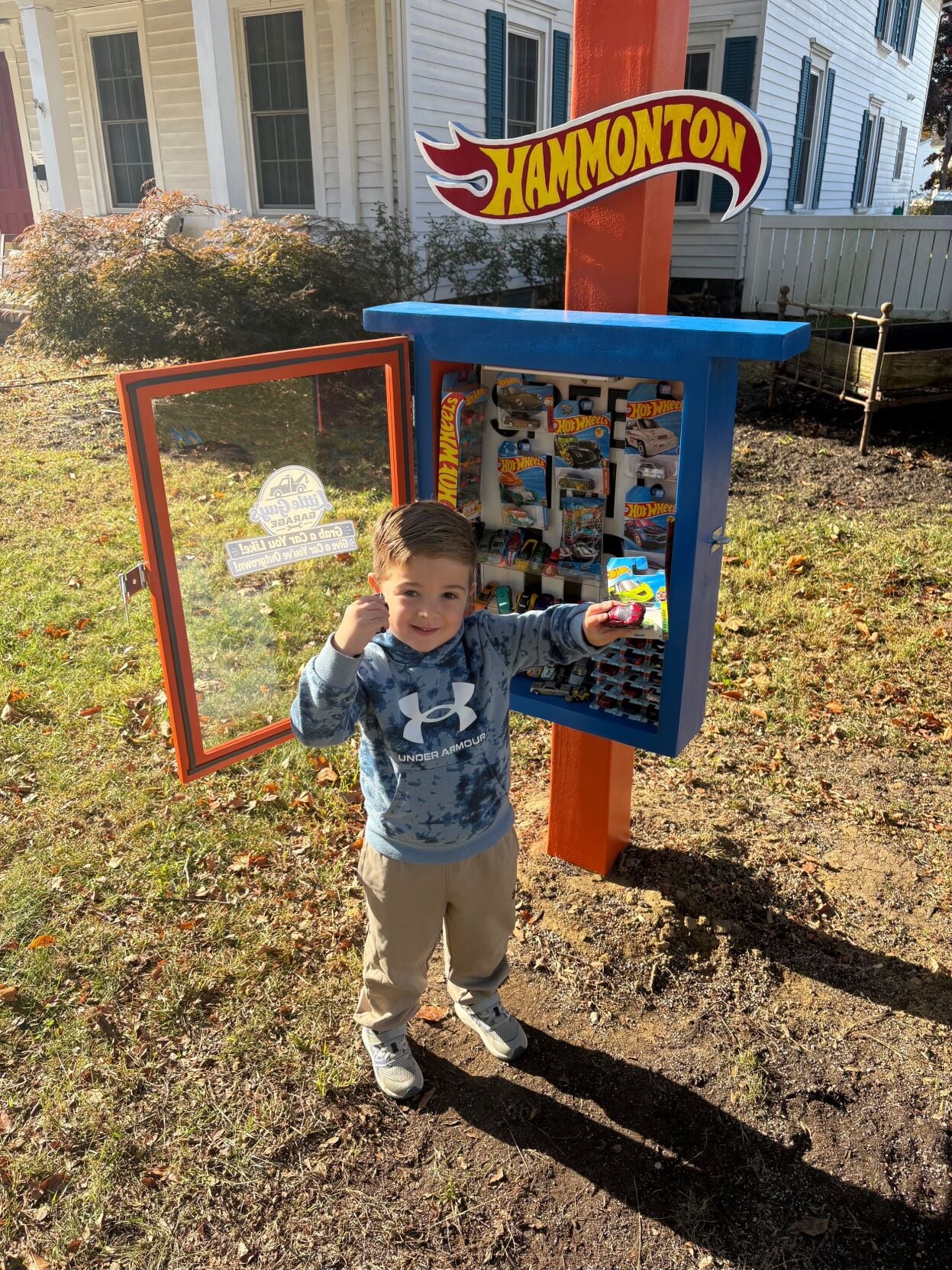 Little Guy's Garage 24.JPG