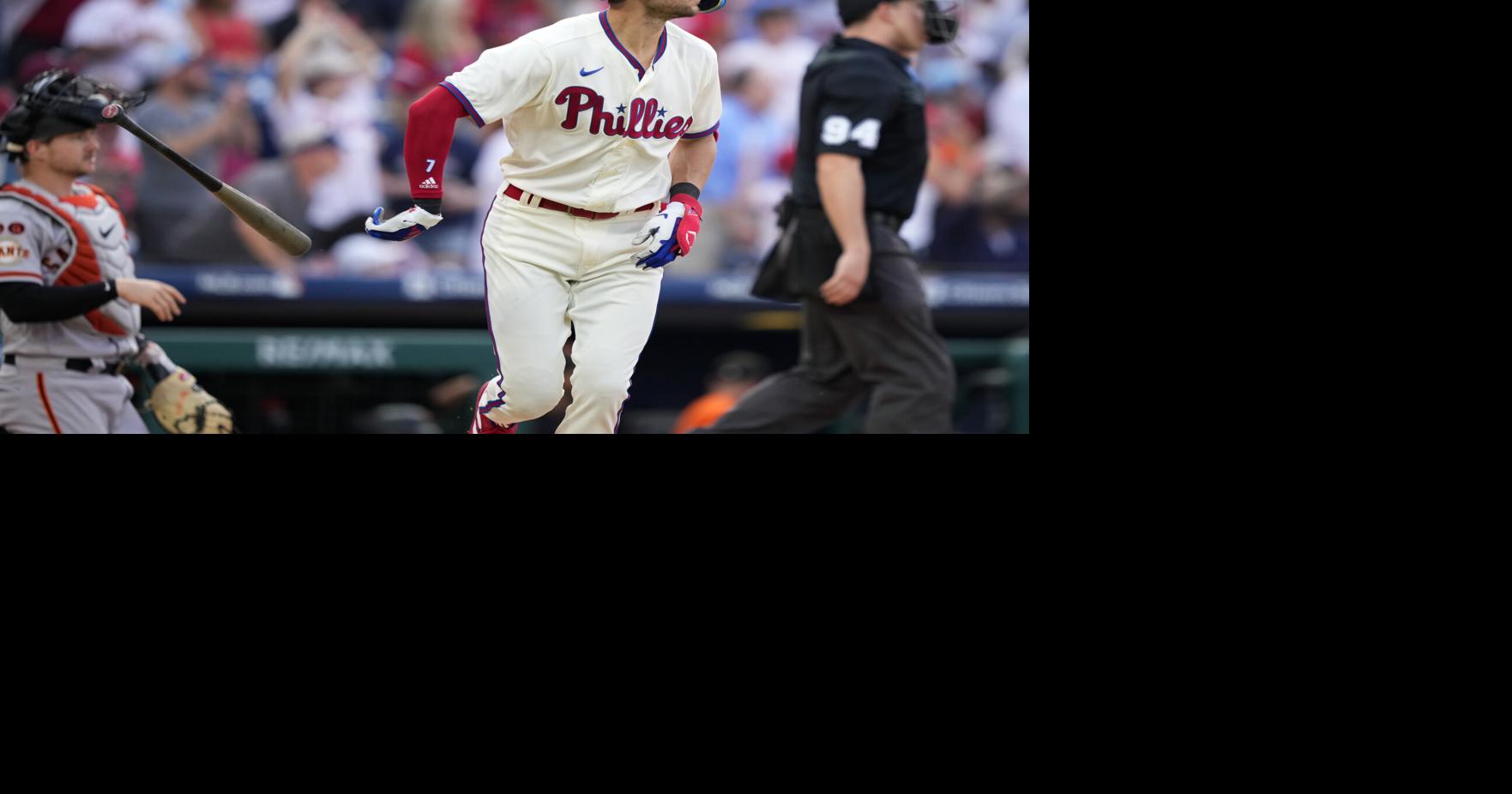 Photos from the Phillies extra innings loss to the Cubs