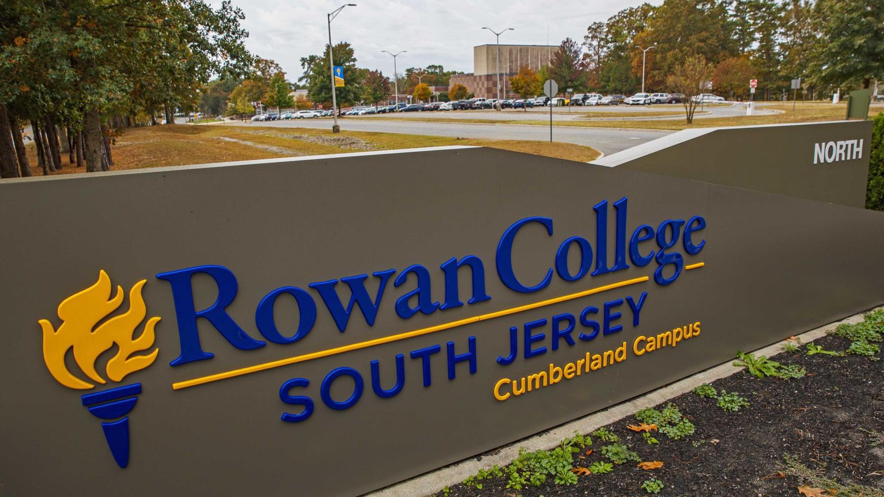 Rowan College Of South Jersey Celebrates 2020 And 2021 Graduates With Parade Education Pressofatlanticcity Com