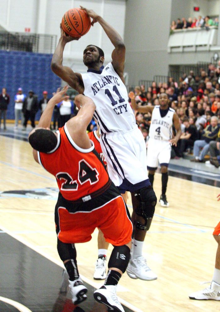 CAL boys basketball title game