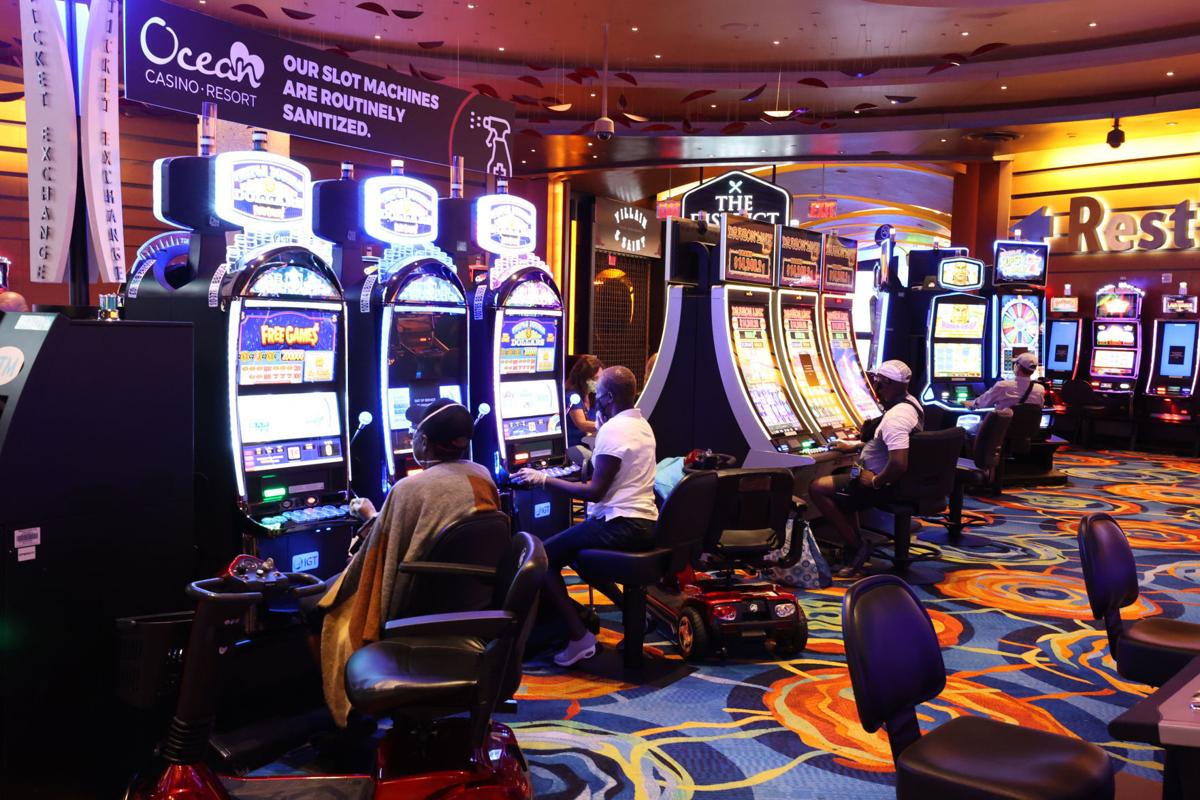 Casino smoking and boosting in-person gambling are among challenges for Atlantic  City in 2024 - WHYY