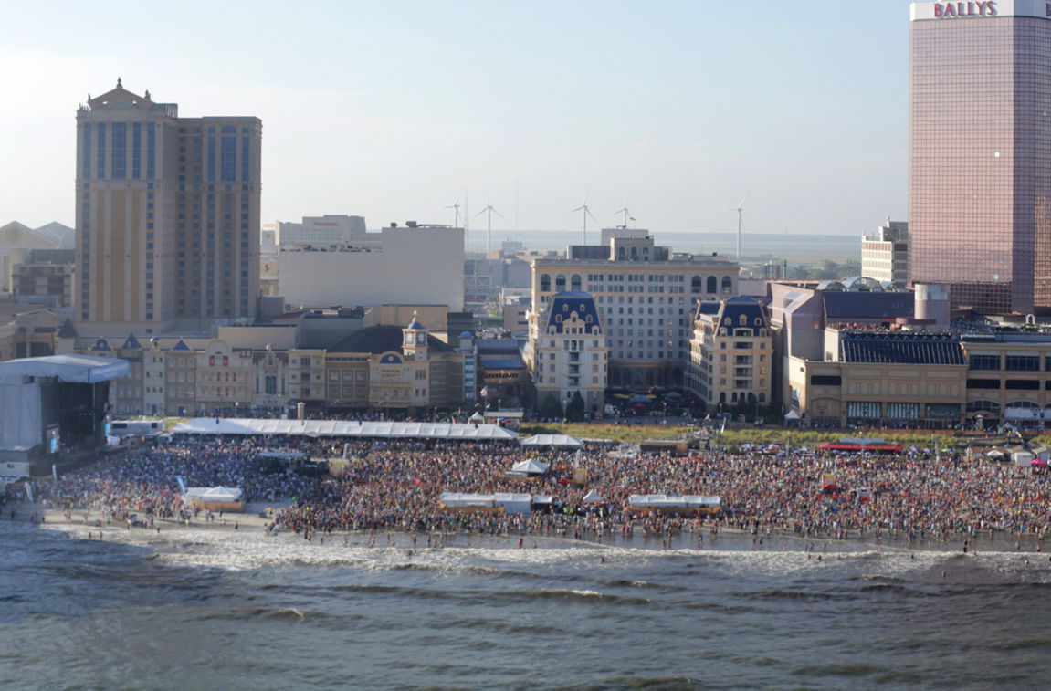 Jimmy Buffett Beach Concert