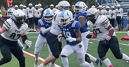 Oakcrest forces seven turnovers in win over EHT Oakcrest forces seven turnovers in win over EHT