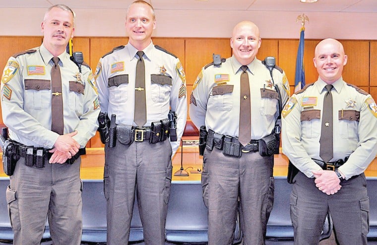 Chisago County officers get promoted | | presspubs.com