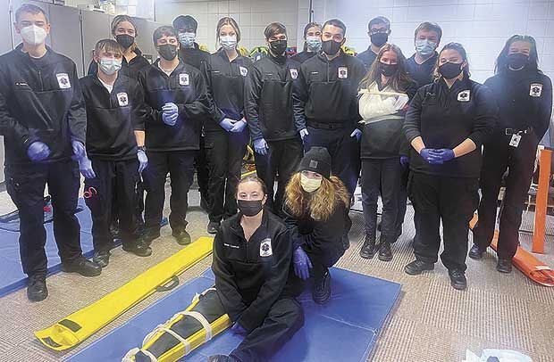 916 EMT class uses real medical equipment in everyday learning |  News