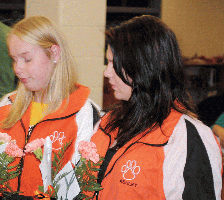 ster School Board gets public 'Thank you' News