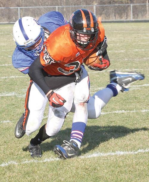 Moorhead Squeaks By Cambridge Isanti Presspubs Com