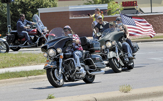 Patriot riders roll through town | Quad | presspubs.com