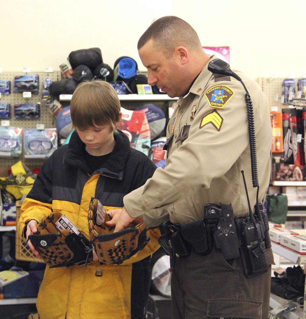 Shop With a Cop benefits many News