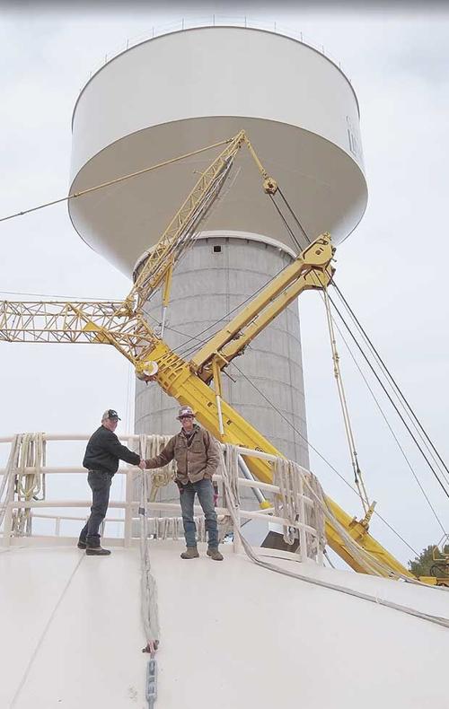Lino Lakes water tower bowl installed