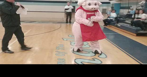 Paul Allen entertains crowd as SPIRIT Walk moves indoors | News |  presspubs.com