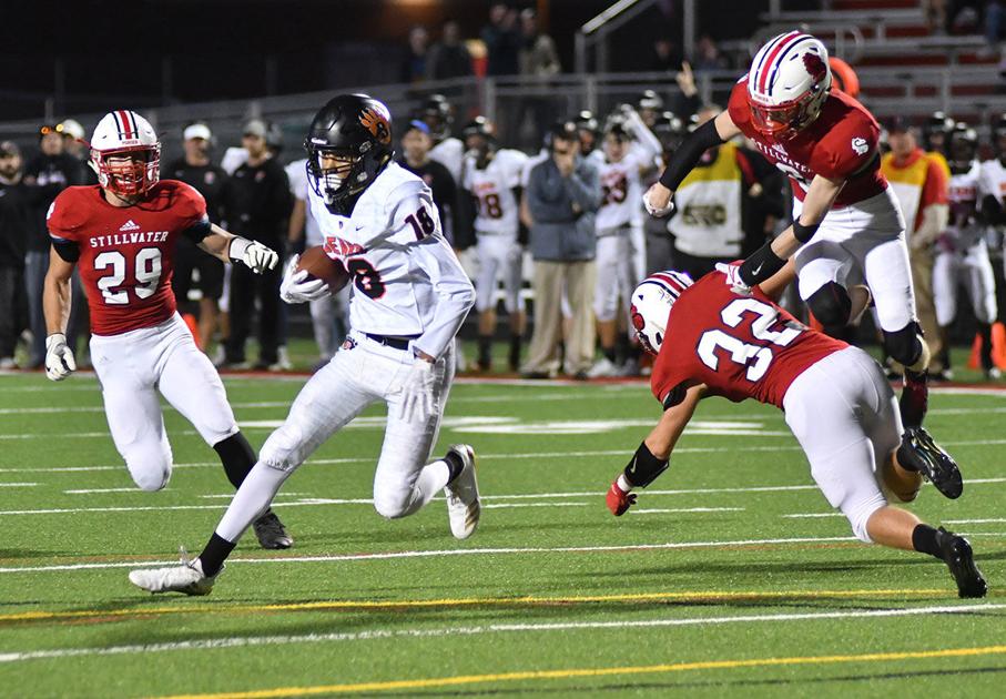 Football Bears Four Td Burst Leads To 37 21 Win At Stillwater