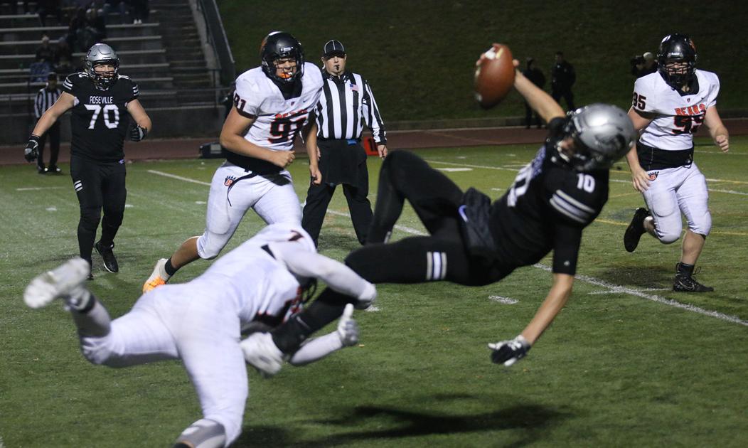 Football Bears Cruise At Roseville 35 13 Local Presspubs Com