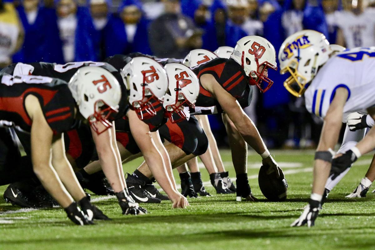 Football Centennial Shackles Stma 7 0 In Top Ten Duel Local Presspubs Com