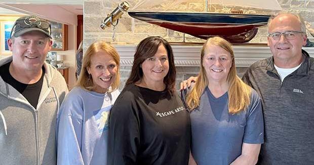 Legacy of volunteering: Espes are grand marshals