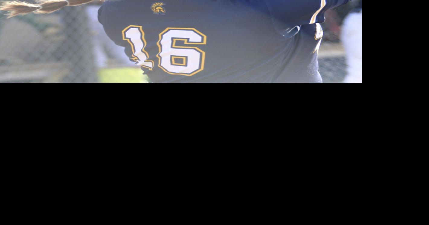 Softball Mahtomedi fends off HillMurray 1210 Local