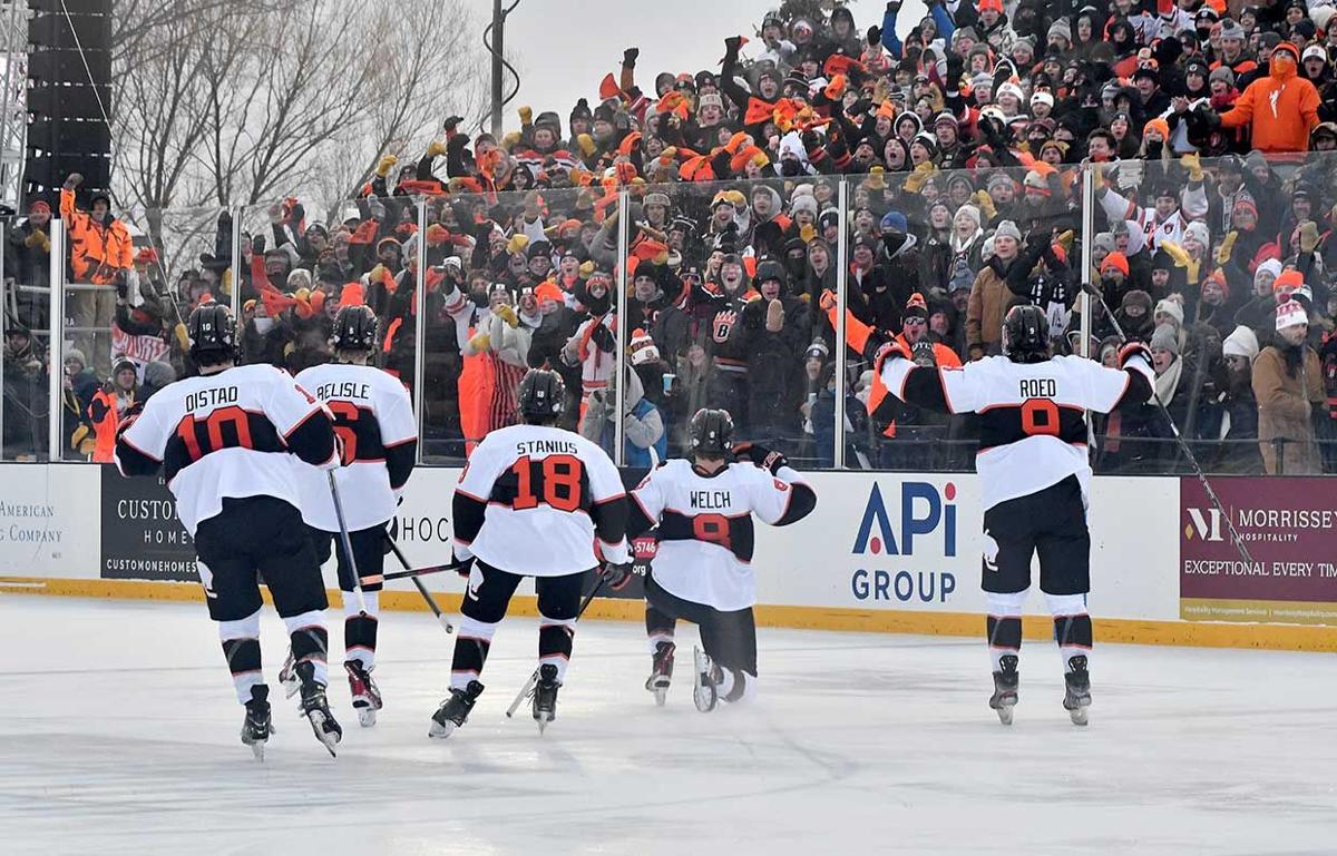 A chilly Hockey Day Minnesota wraps up in White Bear Township | White