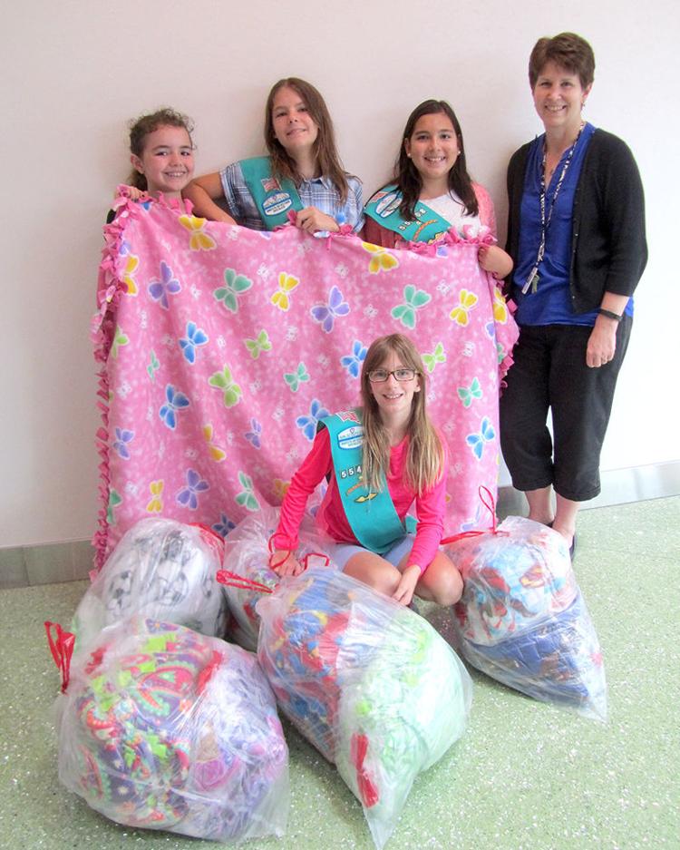 Scouts make and donate blankets Shoreview