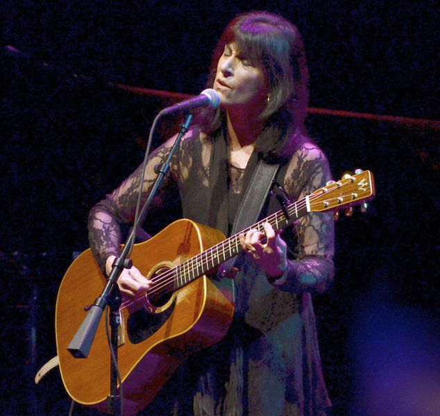 Glimpses Of Iconic La Folk News Pressrepublican Com E f#m7 a e traveling at night, the headlights were bright. glimpses of iconic la folk news