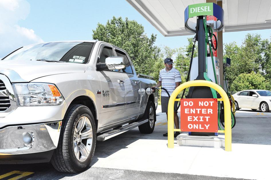 Sam&#039;s Club gas station gets flowing | News | pressrepublican.com
